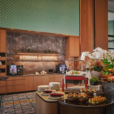 Отель Amari Spice Penang Байан-Лепас Экстерьер фото The Coffee Bar