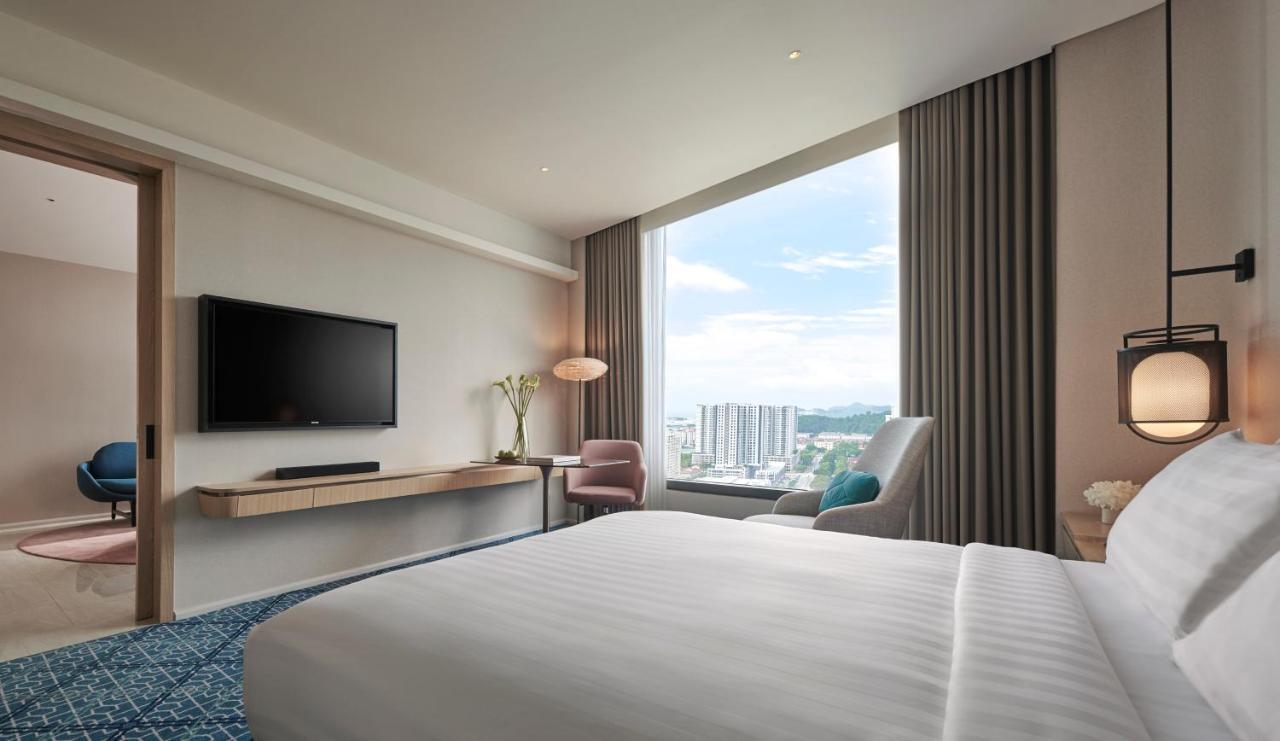 Отель Amari Spice Penang Байан-Лепас Экстерьер фото Deluxe Room