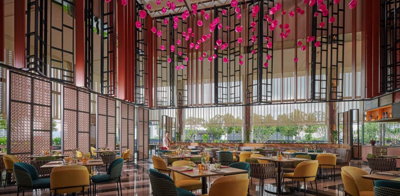 Отель Amari Spice Penang Байан-Лепас Экстерьер фото The restaurant